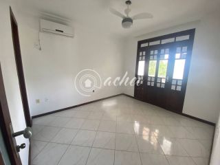 Casa Alto Padrão com 4 Suítes