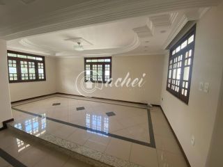 Casa Alto Padrão com 4 Suítes