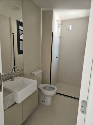 Aluga-se apartamento no Caminho das Árvores