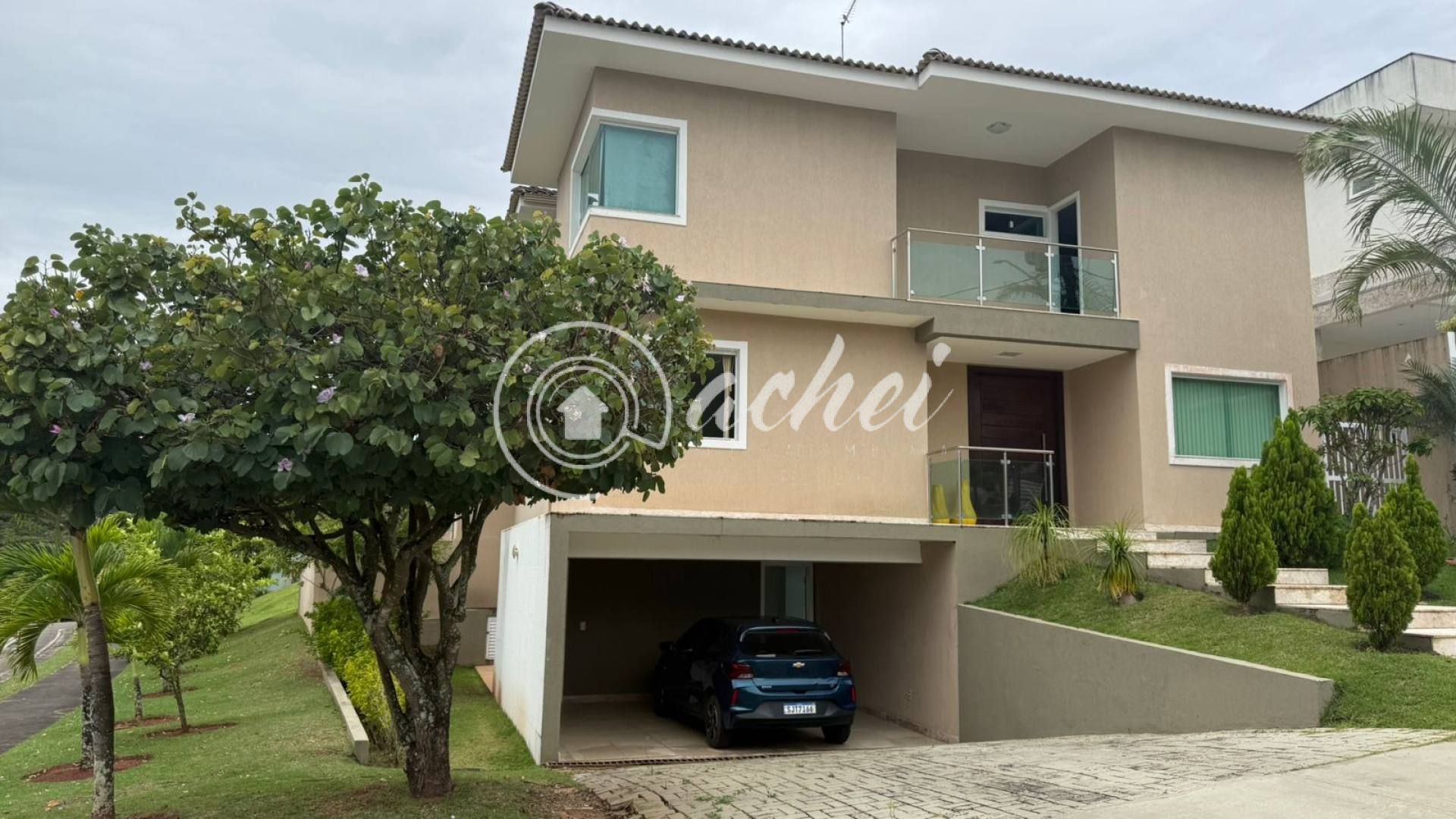 Casa com energia solar em Alphaville