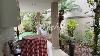 Casa com energia solar em Alphaville