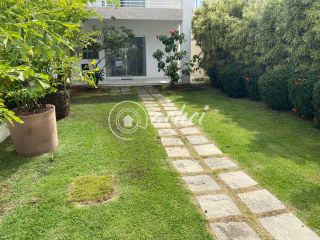 Casa para Alugar em Buraquinho