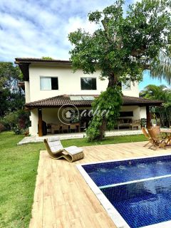 Casa de Alto Padrão à Venda em Busca Vida