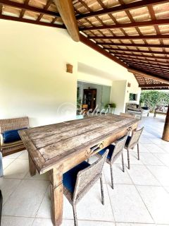 Casa de Alto Padrão à Venda em Busca Vida