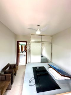 Casa de Alto Padrão à Venda em Busca Vida