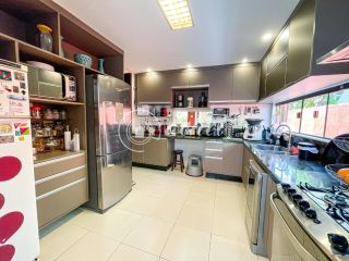 Casa 4/4 à venda no Reserva  Ecoville