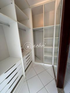 Casa duplex em condomínio. Buraquinho