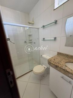 Casa duplex em condomínio. Buraquinho