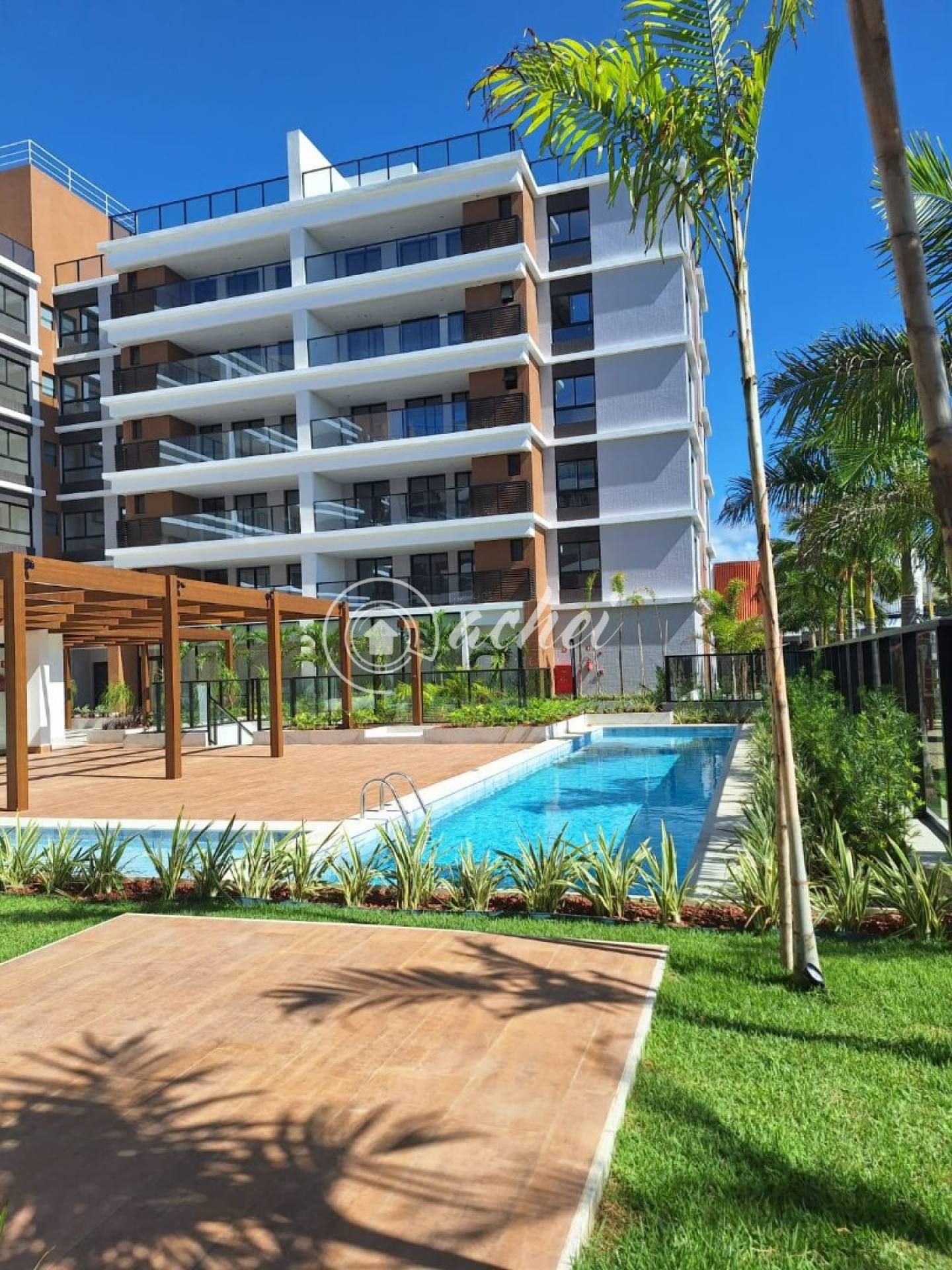 Apartamento 2/4 com Suíte à Venda