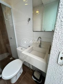 Apartamento 3/4 em Buraquinho à venda com porteira fechada