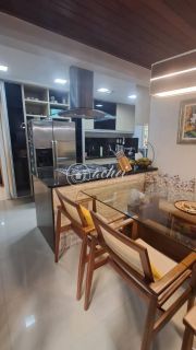 Casa 4/4 à venda em Buraquinho