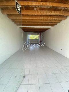 Loja  Comercial na Estrada do Coco