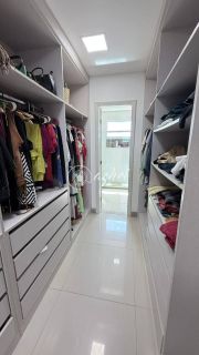 Casa nascente 4/4 no Alphaville Litoral Norte II