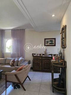 Casa 4/4 sendo 3 suítes, com piscina em Lauro de Freitas