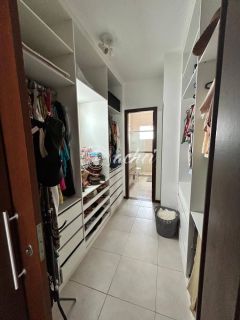 Csa 4/4 à venda com energia solar na Priscila Dultra