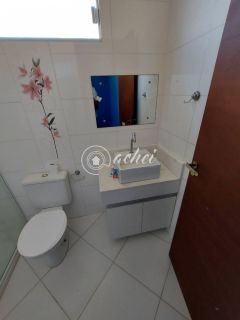 Casa 4/4 com piscina privativa em condomínio fechado