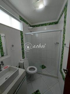 Casa 4/4 com piscina privativa em condomínio fechado