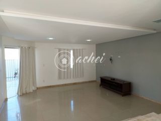 Casa 4/4 com piscina privativa em condomínio fechado