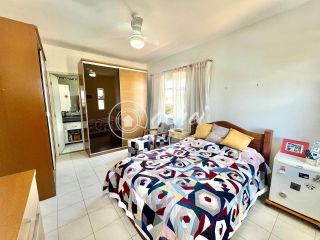 Casa 4/4 com aquecimento solar em Buraquinho