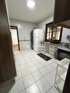 Casa 4/4 sendo 4 suítes mobiliada no Foz do Joanes