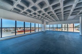 Absolute Business e Hotel - Comercial