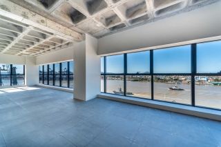 Absolute Business e Hotel - Comercial
