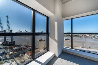 Absolute Business e Hotel - Comercial
