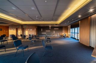 Absolute Business e Hotel - Comercial