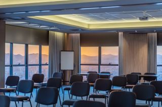 Absolute Business e Hotel - Comercial