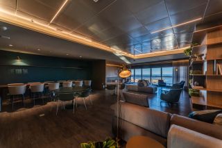 Absolute Business e Hotel - Comercial