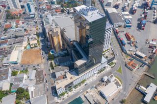 Absolute Business e Hotel - Comercial