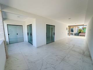 Casa no Jardins da Serra, 4 Suítes e piscina privativa, Nascente