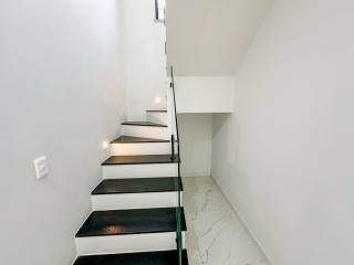 Casa no Jardins da Serra, 4 Suítes e piscina privativa, Nascente