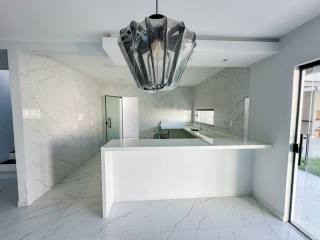 Casa no Jardins da Serra, 4 Suítes e piscina privativa, Nascente