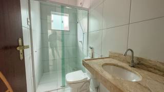 Casa a venda no Condomínio Jardins da Serra, Plana com 3 Quartos