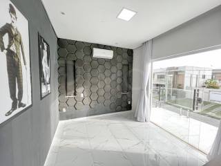 Casa a venda no Condomínio Jardins da Serra