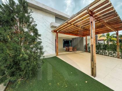 Casa no Jardins da Serra a venda