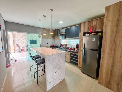 Casa no Jardins da Serra a venda