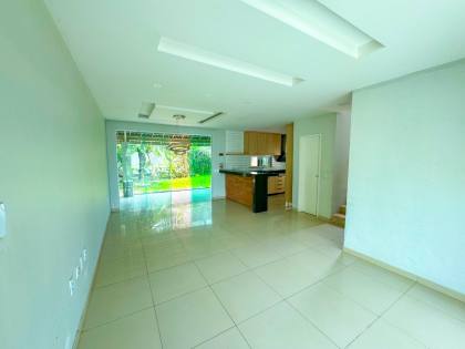 Casa a venda no Jardins da Serra