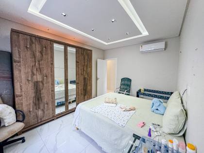 Casa de 4 Quartos para venda no Jardins da Serra