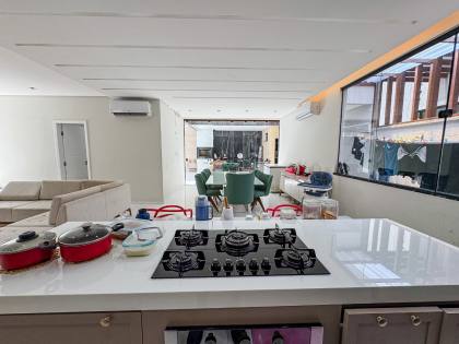 Casa de 4 Quartos para venda no Jardins da Serra