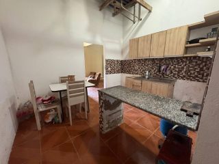 Casa à venda com 3 quartos