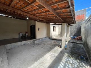 Casa à venda com 3 quartos