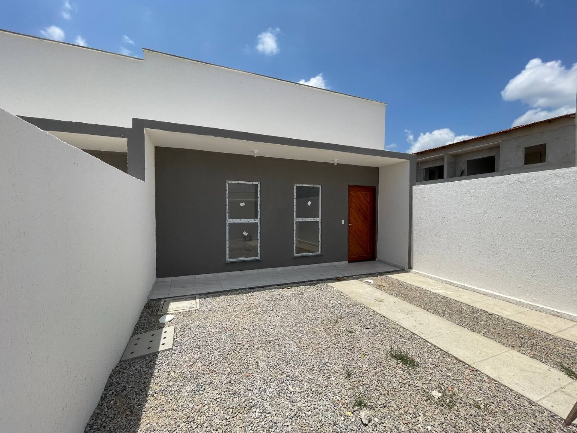 Casa Plana pronta para morar