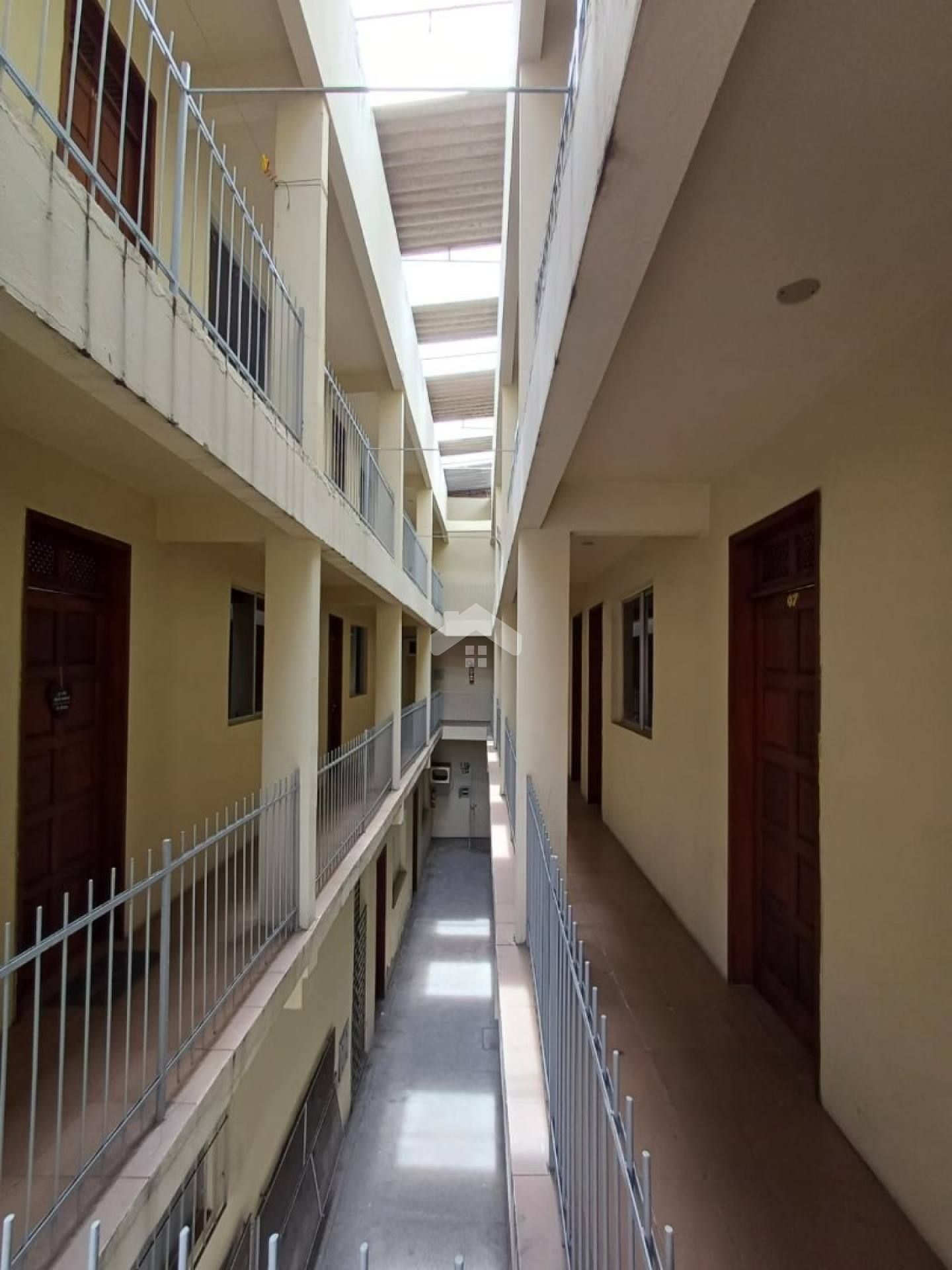 Ponto Comercial e Kitnet Para Vender com 8 quartos no bairro Salgado Filho em Aracaju