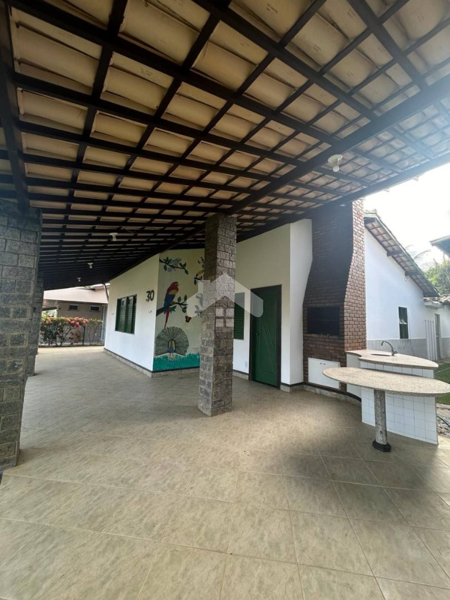 Casa Mobiliada de Condomínio Para Alugar com 3 quartos 1 suíte | Condomínio Sol e Mar I |