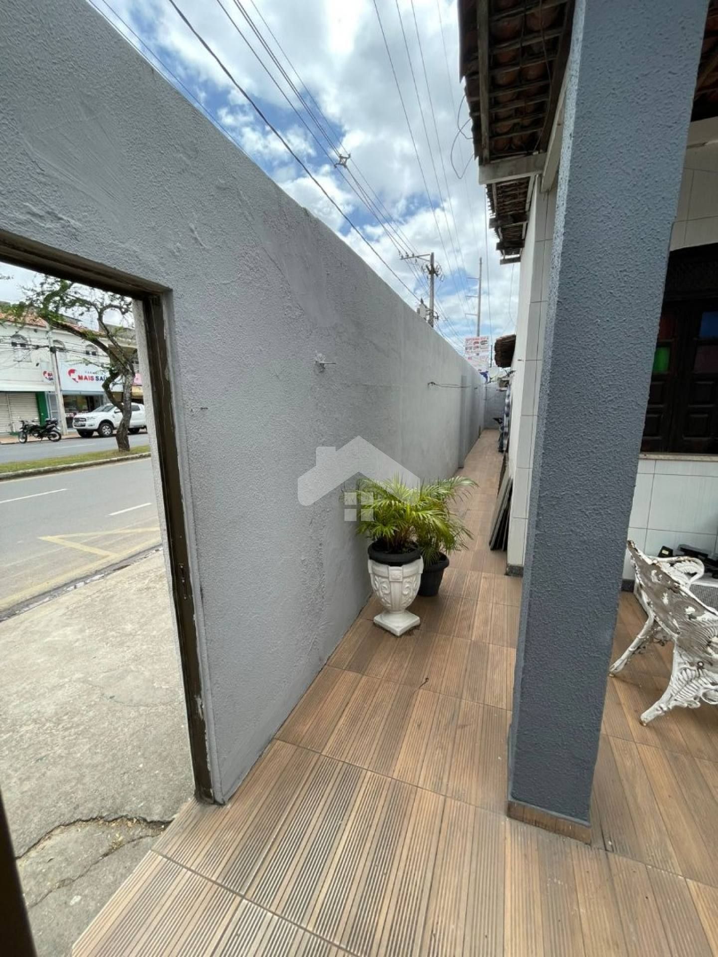 Casa para alugar com 5 quartos no bairro Jabotiana em Aracaju