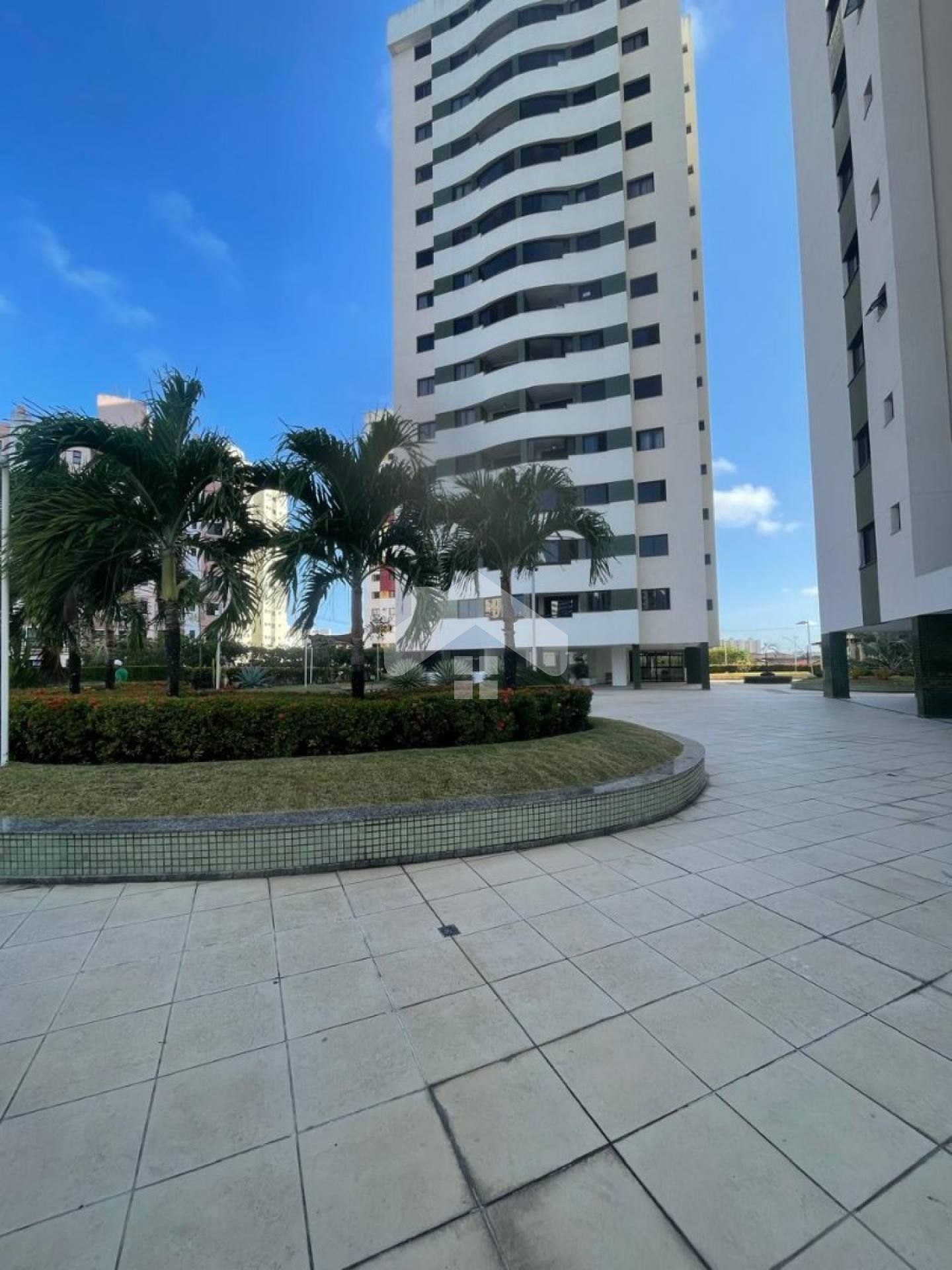 Apartamento para vender com 3 quartos 1 suíte no bairro Luzia em Aracaju
