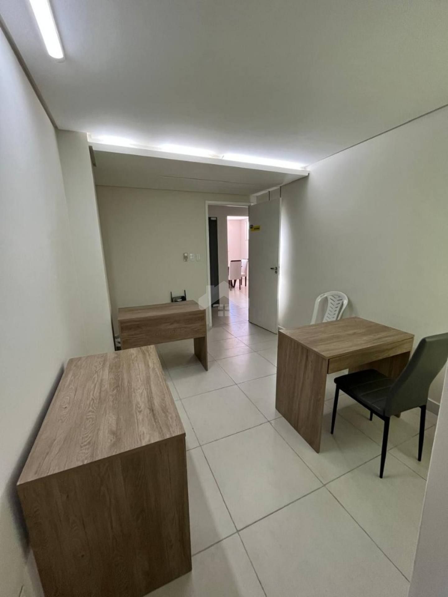 Sala comercial no G&D Coworking - São José - Executiva 9