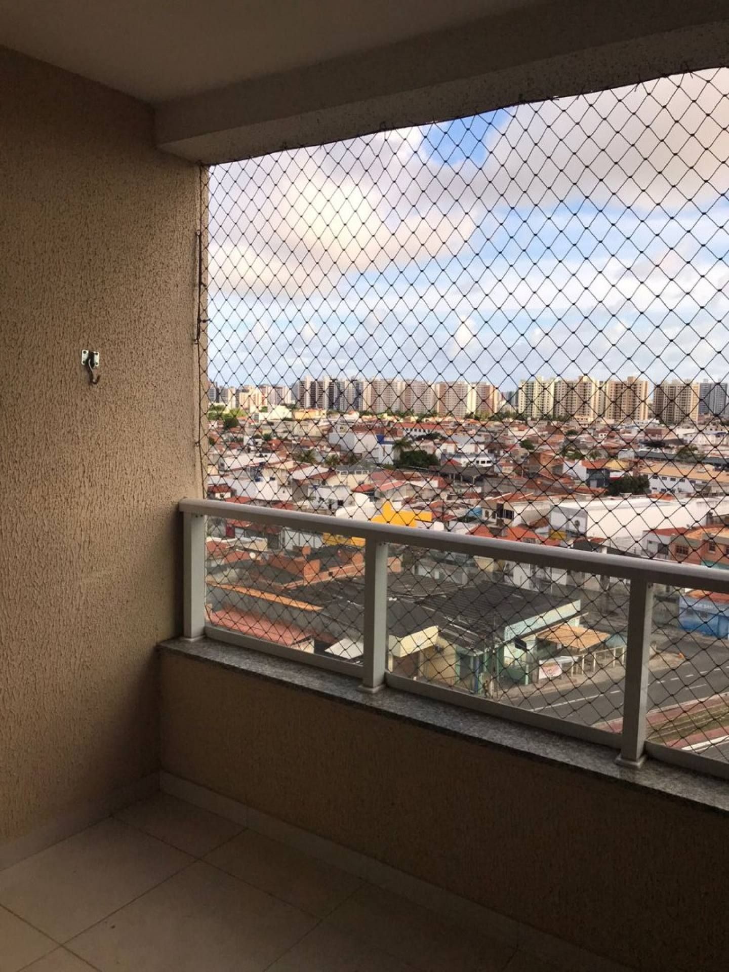 Apartamento com três quartos sendo uma suite no Bairro  Ponto Novo